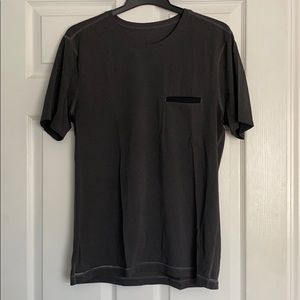lululemon men’s lightweight workout shirt